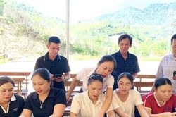 Tương Dương dùng công nghệ số rút ngắn khoảng cách đến bản làng