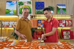 Bắc Ninh: Bánh Trung thu bình dân hút khách