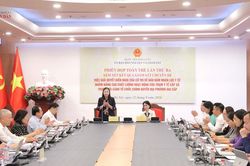 Không chỉ tăng người, phải nâng năng lực thực chất của trạm y tế xã