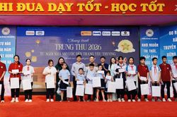 Góp sắc màu cho Trung thu bừng sáng ở Trường Tiểu học - THCS Nam Dư