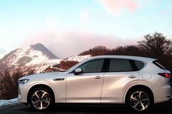 Mazda CX-60 và cách tiếp cận phân khúc SUV cao cấp