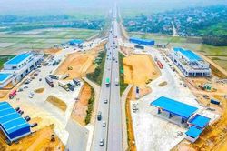 Trạm dừng nghỉ cao tốc: Đề xuất Nhà nước đầu tư trước phần thiết yếu