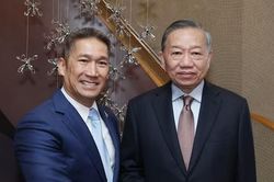 Tổng B&iacute; thư, Chủ tịch nước T&ocirc; L&acirc;m tiếp Quyền Bộ trưởng Hải qu&acirc;n Hoa Kỳ H&ugrave;ng Cao