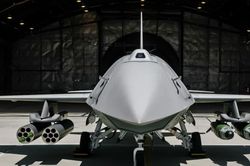UAV chiến đấu YFQ-44A Fury 'mở rộng hỏa lực' với vũ khí không đối đất