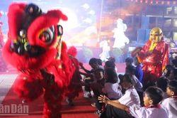 Đêm hội trăng rằm trong ngôi trường mới ở A Lưới