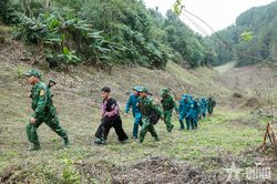 Chung tay bảo vệ đường biên, cột mốc