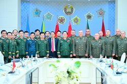 Làm sâu sắc hơn quan hệ hợp tác quốc phòng Việt Nam - Belarus