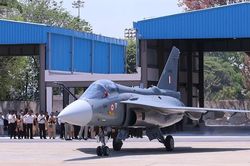 Ấn Độ nhận đủ tiêm kích Tejas Mk.1 muộn 10 năm so với dự kiến