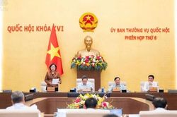 Ủy ban Thường vụ Quốc hội xem xét chính sách ưu đãi thuế trong lĩnh vực giáo dục