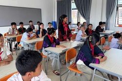 [VIDEO] Ng&ocirc;i trường được ho&agrave;n th&agrave;nh sớm c&ugrave;ng kh&ocirc;ng gian gi&aacute;o dục STEM hiện đại nơi v&ugrave;ng bi&ecirc;n
