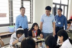 Quảng Ninh chi hơn 188 tỷ đồng hỗ trợ bữa trưa cho học sinh vùng khó