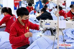 ADB nâng dự báo tăng trưởng GDP của Việt Nam