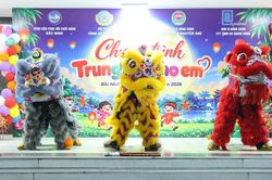 Ấm áp “Trung thu cho em” tại Bệnh viện Phục hồi chức năng Bắc Ninh