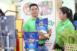 Phát triển kênh thương mại điện tử cho sản phẩm địa phương
