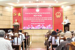 Gần 100 đại biểu được thông tin, tuyên truyền về tín ngưỡng, tôn giáo