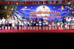 Vân Sơn tổ chức “Đêm hội Trăng rằm - Trao gửi yêu thương”