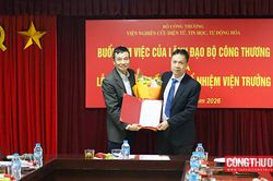 Trao quyết định bổ nhiệm tân Viện trưởng Viện Nghiên cứu Điện tử, Tin học, Tự động hóa
