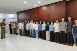 Công an TPHCM đánh sập đường dây lập 326 công ty 'ma', mua bán hóa đơn trị giá gần 20.000 tỷ đồng