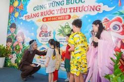 Mang trung thu ấm áp đến với bệnh nhi