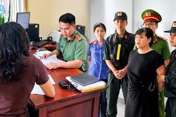 'Xả giận' trên mạng xã hội, trả giá đắt ngoài đời thật