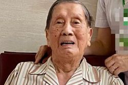 Con gái nhạc sĩ Phạm Tuyên tiết lộ tình trạng sức khỏe của bố