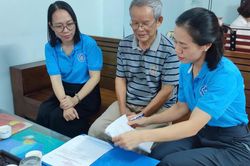 Từ tháng 10, người hưởng có thêm phương thức nhận lương hưu qua VNeID