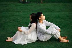Khi yêu lâu, vì sao bớt gần gũi?