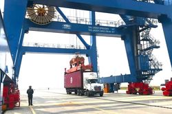Khơi thông vận tải thủy cho vùng Đồng bằng sông Hồng