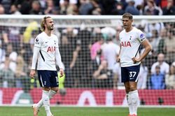 Tin thể thao (24-9): Vì sao Tottenham 'chi đậm' chuyển nhượng nhưng đá lẹt đẹt?
