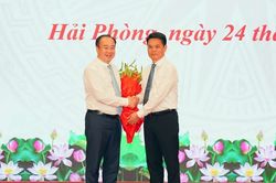 Triển khai quyết định của Bộ Chính trị, Ban Bí thư về công tác cán bộ tại Hải Phòng
