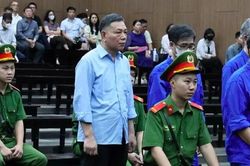 Vụ bà Nguyễn Thị Kim Tiến: Người chiếm đoạt 2 triệu USD kể công của cha mẹ để xin giảm án