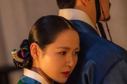 'The Scandal' - có Son Ye Jin và Ji Chang Wook vẫn nhạt
