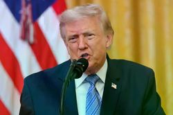 Tổng thống Mỹ Trump bác bỏ đề xuất ngừng bắn của Iran