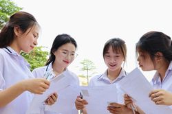 Siết xét tuyển đại học: Căng sức khi nhiều phương thức, rút còn 1 lại khó thí sinh