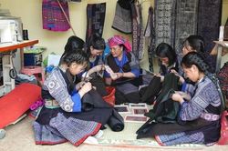 Lào Cai đưa bản sắc thành sinh kế