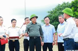 Chủ tịch UBND tỉnh Nghệ An kiểm tra hoạt động khai thác khoáng sản khu vực hạ lưu sông Lam