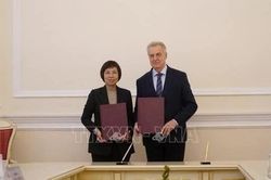 TTXVN ký thỏa thuận hợp tác với Ủy ban Đối ngoại St.Petersburg của Nga