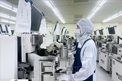 Từng bước làm chủ công nghệ bán dẫn với chip chuyên dụng