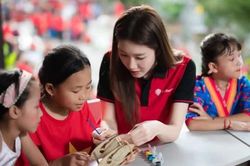 Thuý Ngân mang trung thu đáng nhớ đến 1300 em nhỏ vùng cao
