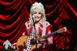 Chị gái Dolly Parton lên tiếng giữa tin đồn mâu thuẫn gia đình