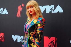 Taylor Swift đứng trước loạt kỷ lục chưa từng có tại MTV VMAs 2026