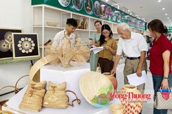 Hà Nội chấm điểm 397 sản phẩm thiết kế thủ công mỹ nghệ mới