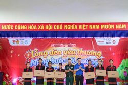 Trao yêu thương mùa Trung thu
