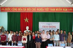 Hàng chục lao động tại xã Phước Trà học nghề thú y