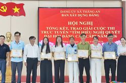 Thăng An trao giải cuộc thi trực tuyến tìm hiểu nghị quyết đại hội Đảng các cấp