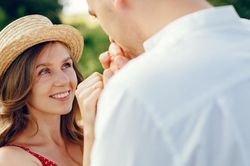 5 cung hoàng đạo ghét chuyện yêu đương hời hợt: Luôn sống trách nhiệm và gắn kết đến cùng