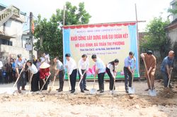 Ấm áp nghĩa tình từ những ngôi nhà Đại đoàn kết