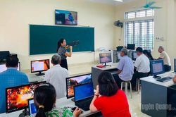 Lớp học đặc biệt ở Hồng Sơn