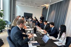 Thứ trưởng Trương Thanh Hoài làm việc với lãnh đạo Tập đoàn Copenhagen Infrastructure Partners (CIP)
