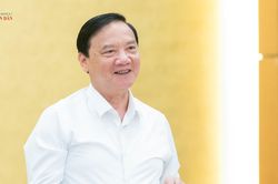 Bảo vệ tính độc lập của hoạt động xét xử và sự tôn nghiêm của Tòa án